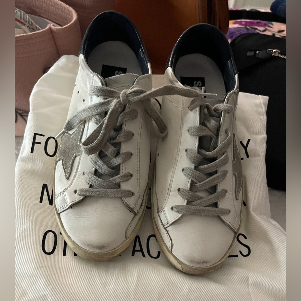Golden Goose size 35